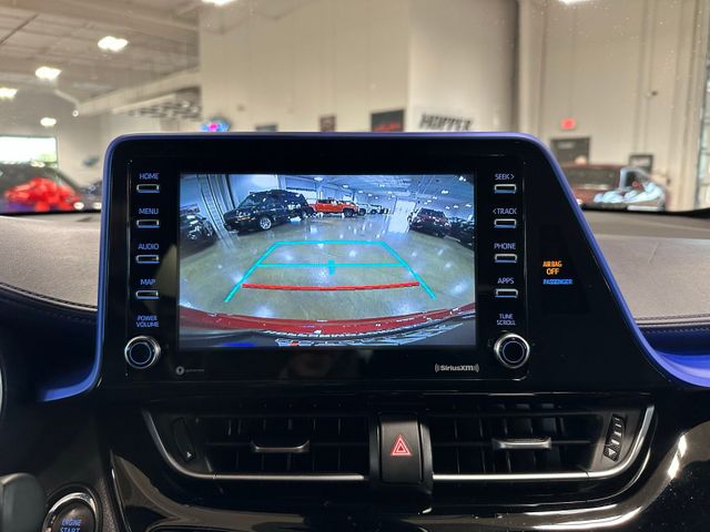 2020 Toyota C-HR XLE | Irving, Texas | Hopper Motorplex 2020 Toyota C-HR XLE | Irving, Texas | Hopper Motorplex