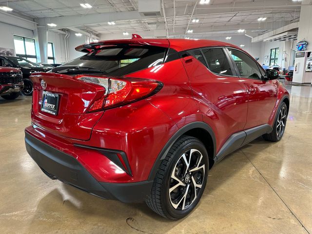 2020 Toyota C-HR XLE | Irving, Texas | Hopper Motorplex 2020 Toyota C-HR XLE | Irving, Texas | Hopper Motorplex