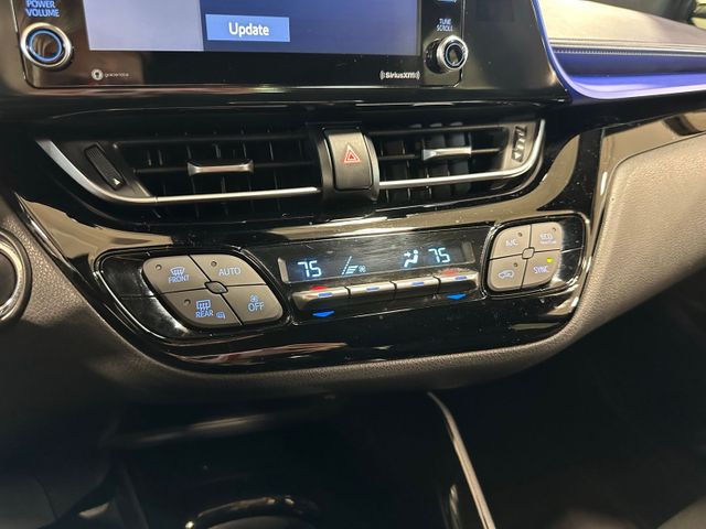 2020 Toyota C-HR XLE | Irving, Texas | Hopper Motorplex 2020 Toyota C-HR XLE | Irving, Texas | Hopper Motorplex