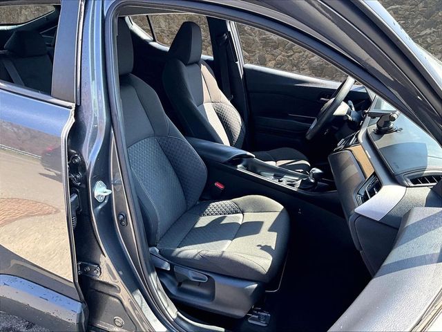 2020 Toyota C-HR LE