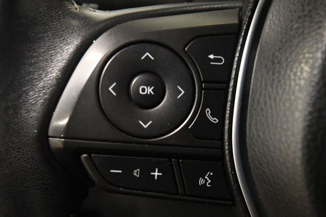 2020 Toyota Camry SE | Branford, CT | Sound Auto Wholesalers