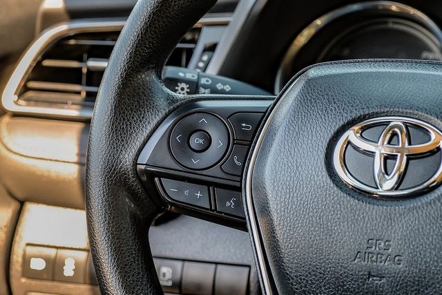 2020 Toyota Camry Hybrid LE 2020 Toyota Camry Hybrid LE