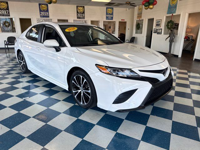 2020 Toyota Camry SE | Rome, GA | Knight's Car Store
