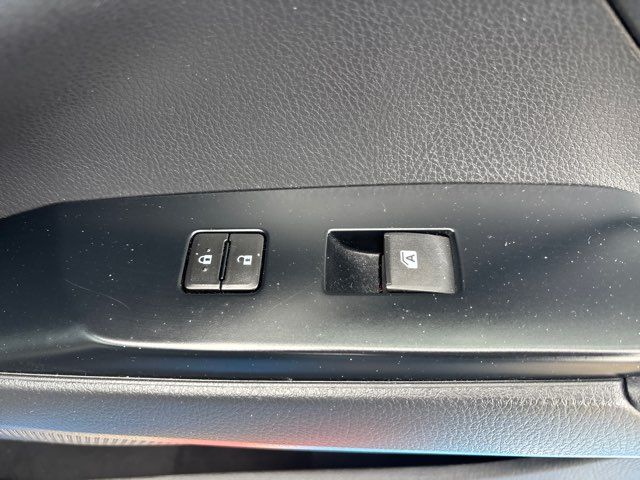 2020 Toyota Camry SE | San Antonio, TX | Clear Choice Automotive South