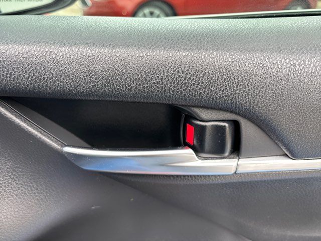 2020 Toyota Camry SE | San Antonio, TX | Clear Choice Automotive South