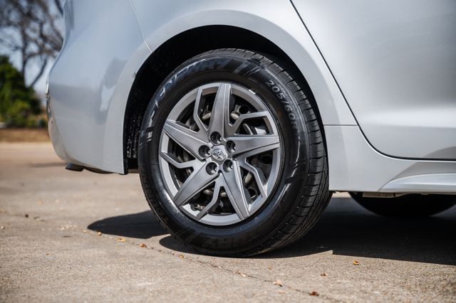 2020 Toyota Corolla LE | Addison, TX | Apex Auto Sports