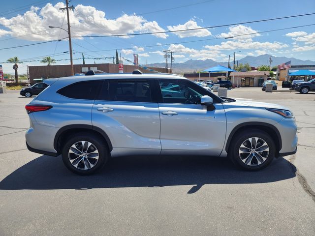 2020 Toyota Highlander Hybrid XLE 2020 Toyota Highlander Hybrid XLE