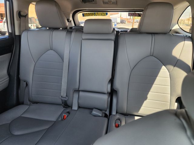 2020 Toyota Highlander Hybrid XLE 2020 Toyota Highlander Hybrid XLE