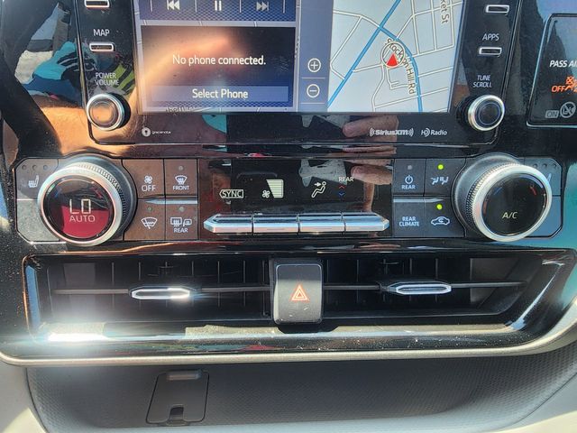 2020 Toyota Highlander Hybrid XLE 2020 Toyota Highlander Hybrid XLE