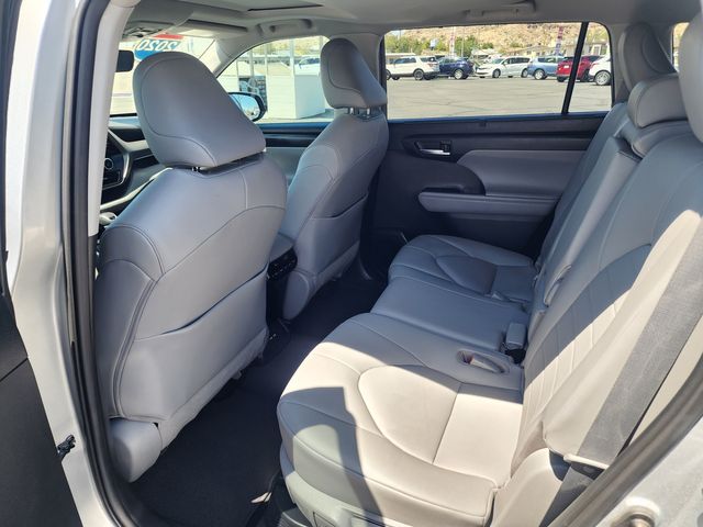 2020 Toyota Highlander Hybrid XLE 2020 Toyota Highlander Hybrid XLE