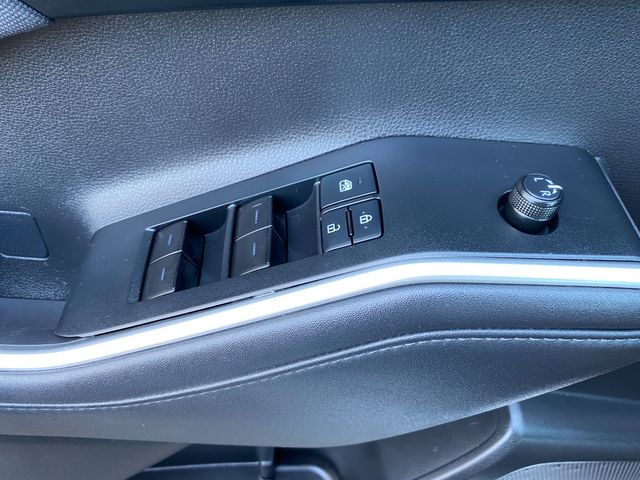 2020 Toyota Highlander Hybrid LE 8 YEAR/100,000 MILE FACTORY HYBRID WARRANTY