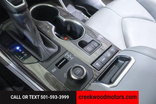 2020 Toyota Highlander Platinum 4x4 AWD White Nav Roof 3rd Row Financing 2020 Toyota Highlander Platinum 4x4 AWD White Nav Roof 3rd Row Financing