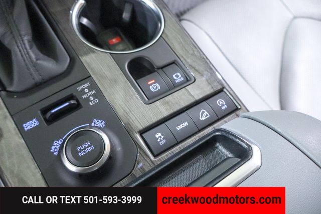 2020 Toyota Highlander Platinum 4x4 AWD White Nav Roof 3rd Row Financing 2020 Toyota Highlander Platinum 4x4 AWD White Nav Roof 3rd Row Financing