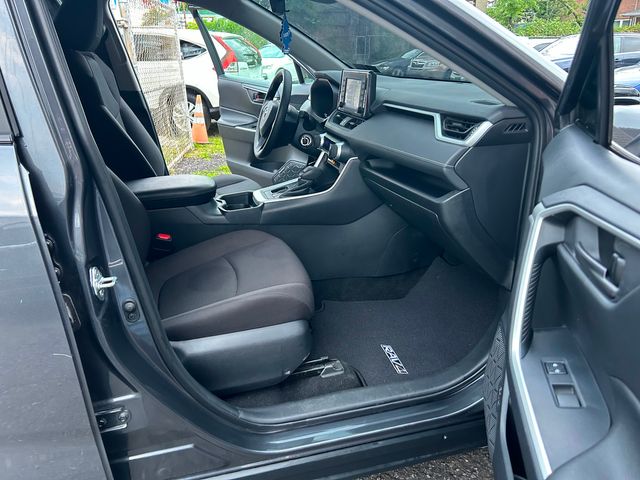 2020 Toyota RAV4 LE | New Brunswick, New Jersey | Brilliant Auto Sales