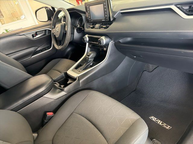 2020 Toyota RAV4 XLE | Rome, GA | Knight's Car Store 2020 Toyota RAV4 XLE | Rome, GA | Knight's Car Store