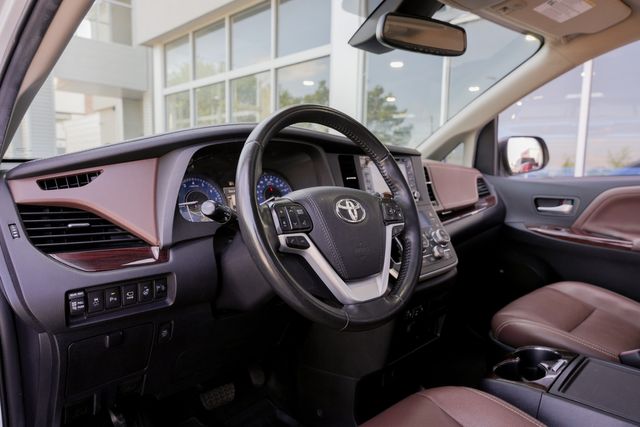 2020 Toyota Sienna Limited Premium 7-Passenger LOADED / CLEAN CARFAX | Austin, TX | Rocky Mountain Truck Stop Austin