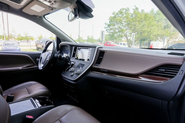 2020 Toyota Sienna Limited Premium 7-Passenger LOADED / CLEAN CARFAX | Austin, TX | Rocky Mountain Truck Stop Austin