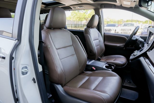 2020 Toyota Sienna Limited Premium 7-Passenger LOADED / CLEAN CARFAX | Austin, TX | Rocky Mountain Truck Stop Austin