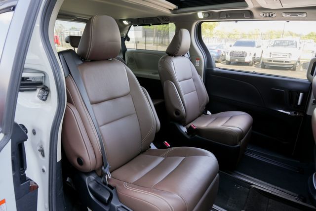 2020 Toyota Sienna Limited Premium 7-Passenger LOADED / CLEAN CARFAX | Austin, TX | Rocky Mountain Truck Stop Austin