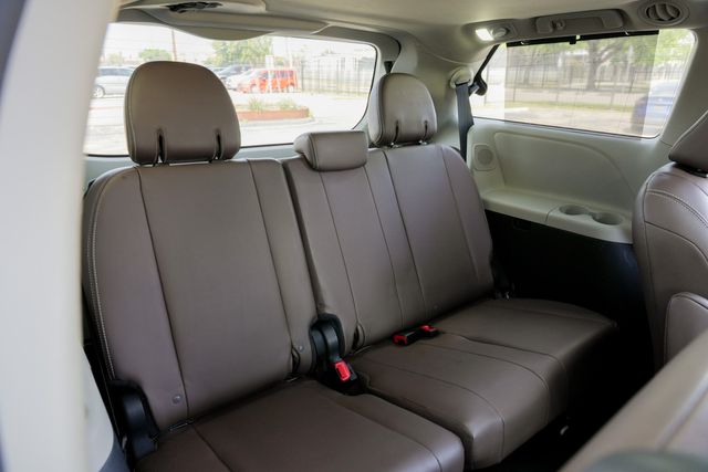 2020 Toyota Sienna Limited Premium 7-Passenger LOADED / CLEAN CARFAX | Austin, TX | Rocky Mountain Truck Stop Austin