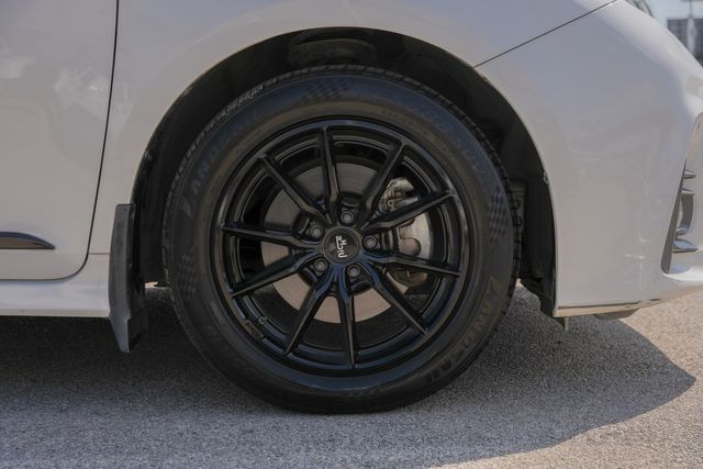 2020 Toyota Sienna Limited Premium 7-Passenger LOADED / CLEAN CARFAX | Austin, TX | Rocky Mountain Truck Stop Austin