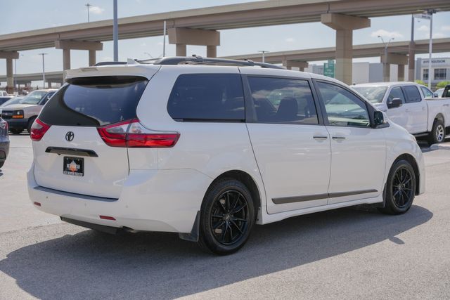 2020 Toyota Sienna Limited Premium 7-Passenger LOADED / CLEAN CARFAX | Austin, TX | Rocky Mountain Truck Stop Austin
