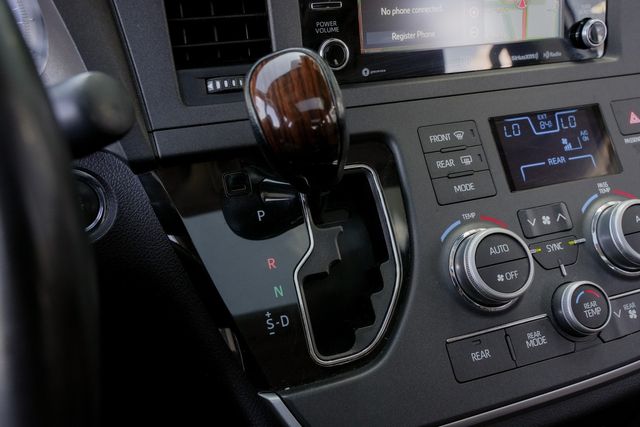 2020 Toyota Sienna Limited Premium 7-Passenger LOADED / CLEAN CARFAX | Austin, TX | Rocky Mountain Truck Stop Austin