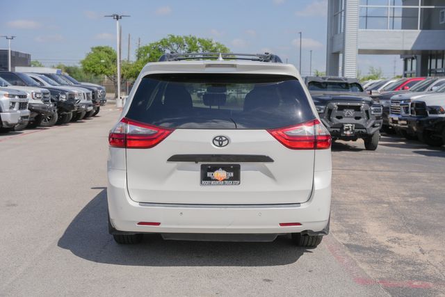 2020 Toyota Sienna Limited Premium 7-Passenger LOADED / CLEAN CARFAX | Austin, TX | Rocky Mountain Truck Stop Austin 2020 Toyota Sienna Limited Premium 7-Passenger LOADED / CLEAN CARFAX | Austin, TX | Rocky Mountain Truck Stop Austin