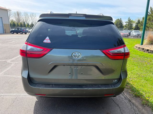 2020 Toyota Sienna LE 8-Passenger