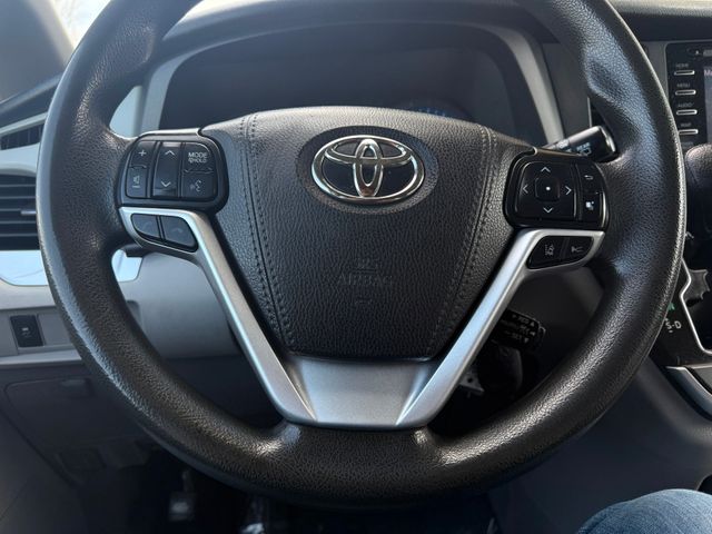 2020 Toyota Sienna LE 8-Passenger