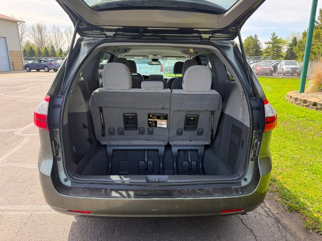 2020 Toyota Sienna LE 8-Passenger