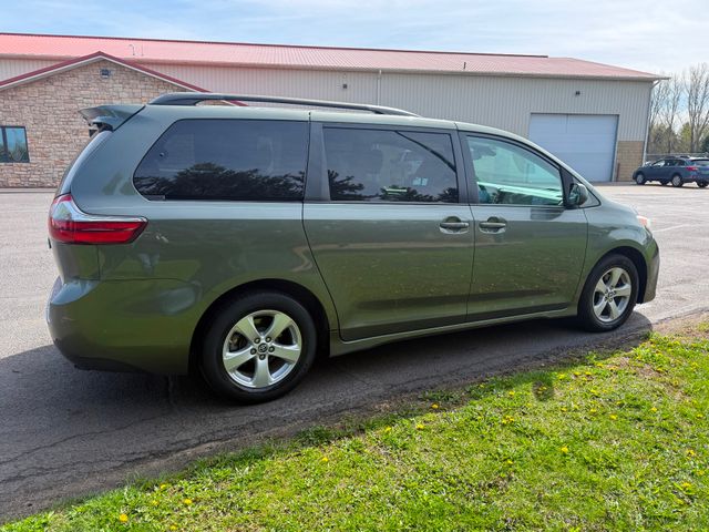 2020 Toyota Sienna LE 8-Passenger