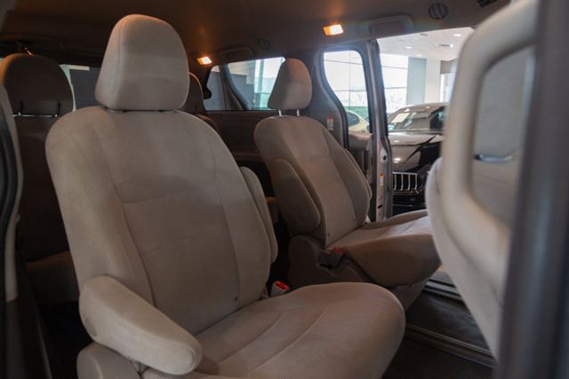 2020 Toyota Sienna L