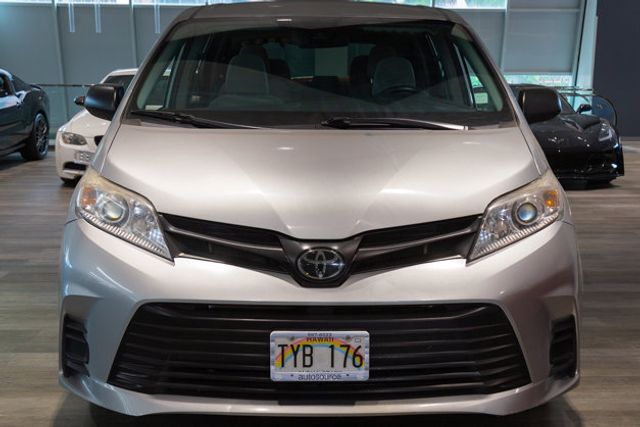2020 Toyota Sienna L