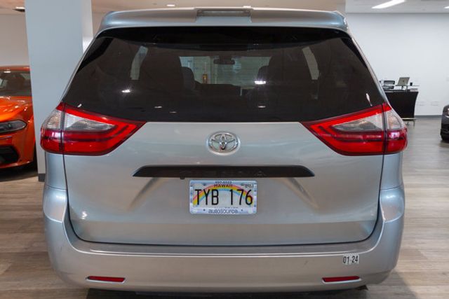 2020 Toyota Sienna L