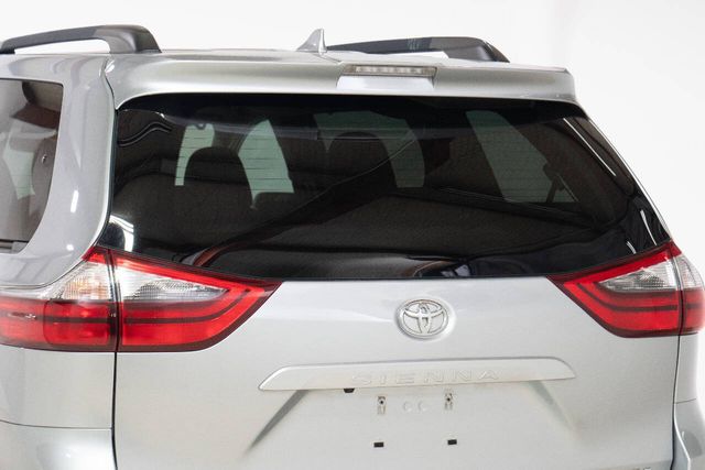 2020 Toyota Sienna XLE Premium 8 Passenger 4dr Mini Van | Houston, TX | Houston Auto Credit 2020 Toyota Sienna XLE Premium 8 Passenger 4dr Mini Van | Houston, TX | Houston Auto Credit