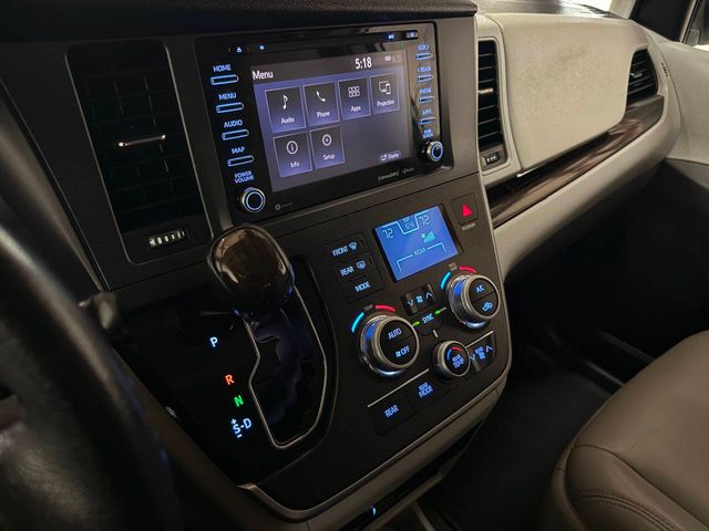 2020 Toyota Sienna XLE Premium 8 Passenger 4dr Mini Van | Houston, TX | Houston Auto Credit 2020 Toyota Sienna XLE Premium 8 Passenger 4dr Mini Van | Houston, TX | Houston Auto Credit