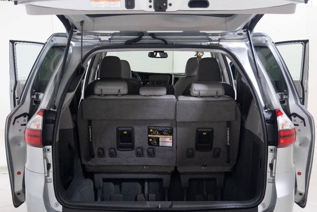 2020 Toyota Sienna XLE Premium 8 Passenger 4dr Mini Van | Houston, TX | Houston Auto Credit 2020 Toyota Sienna XLE Premium 8 Passenger 4dr Mini Van | Houston, TX | Houston Auto Credit