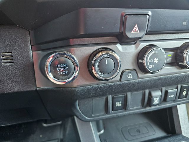 2020 Toyota Tacoma TRD Sport | Brownsville TX | English Motors 2020 Toyota Tacoma TRD Sport | Brownsville TX | English Motors