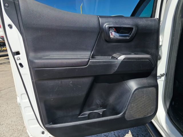 2020 Toyota Tacoma TRD Sport | Brownsville TX | English Motors 2020 Toyota Tacoma TRD Sport | Brownsville TX | English Motors