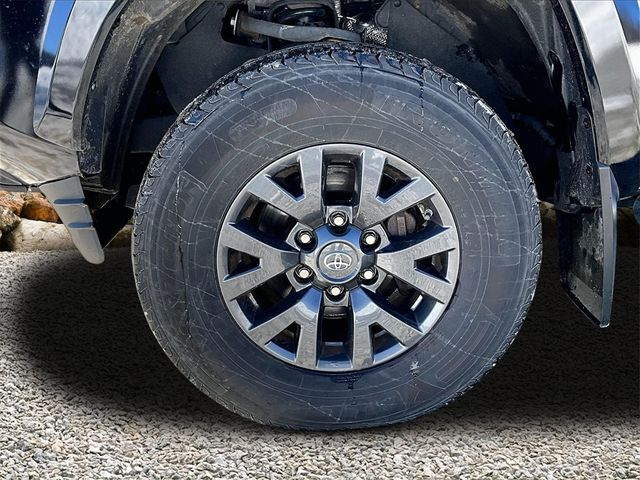 2020 Toyota Tacoma SR5 V6