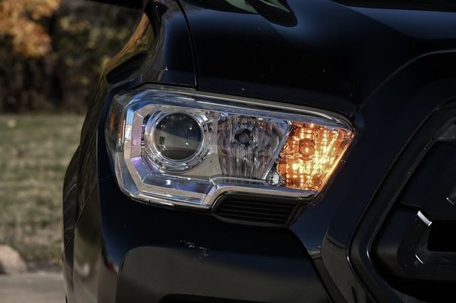 2020 Toyota Tacoma SR V6 Apple Car/Android Backup Cam Safety Sensing 2020 Toyota Tacoma SR V6 Apple Car/Android Backup Cam Safety Sensing