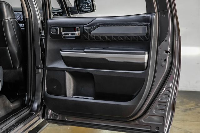 2020 Toyota Tundra Platinum Edition CrewMax Leveled 33" X/T 1 Owner | Dallas, TX | East Dallas Diesel 2020 Toyota Tundra Platinum Edition CrewMax Leveled 33" X/T 1 Owner | Dallas, TX | East Dallas Diesel