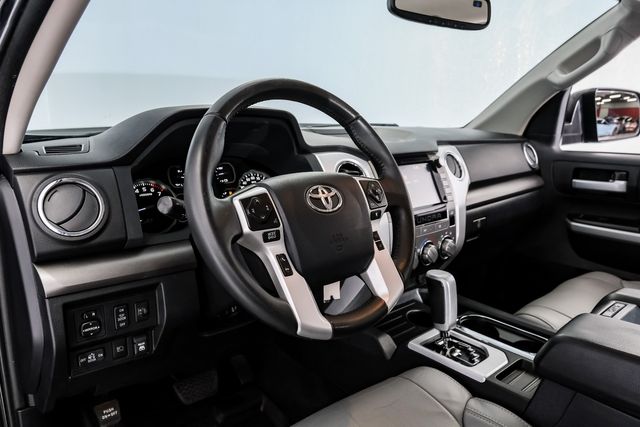 2020 Toyota Tundra SR5 CrewMax LeatherPkg TSSOffroadPkg PerfectCarfax | Dallas, TX | Stevens Motor Company LLC