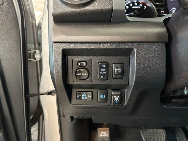 2020 Toyota Tundra SR5 | Irving, Texas | Hopper Motorplex