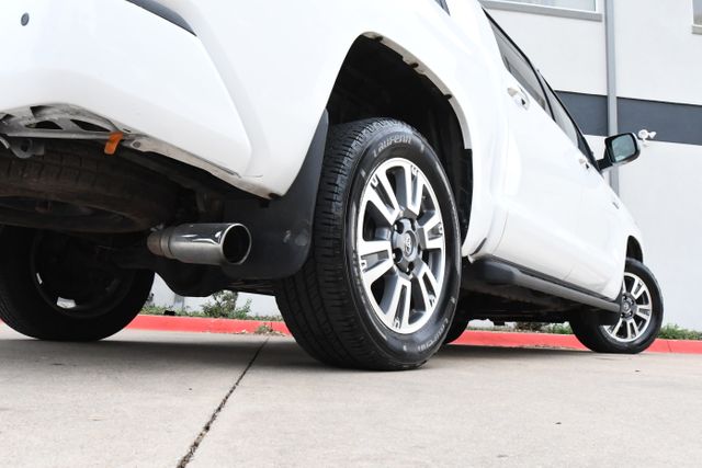 2020 Toyota Tundra Platinum Push Button Moonroof Tri-Fold Tonneau XM 2020 Toyota Tundra Platinum Push Button Moonroof Tri-Fold Tonneau XM