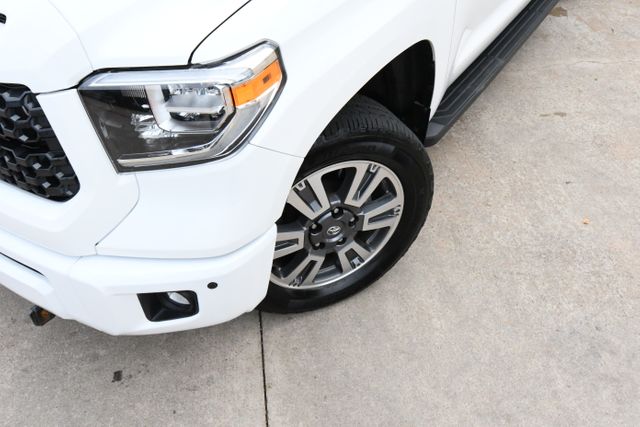 2020 Toyota Tundra Platinum Push Button Moonroof Tri-Fold Tonneau XM