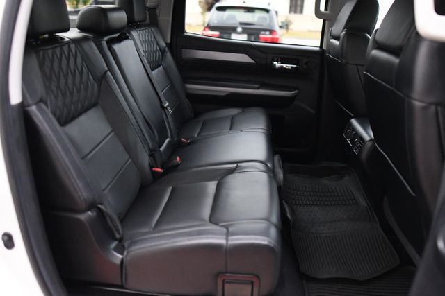 2020 Toyota Tundra Platinum Push Button Moonroof Tri-Fold Tonneau XM