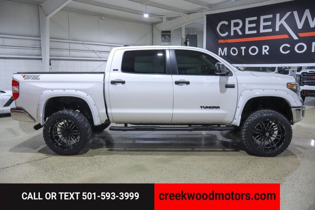2020 Toyota Tundra SR5 4x4 5.7L V8 Financing White LIFTED 22s CrewMax 2020 Toyota Tundra SR5 4x4 5.7L V8 Financing White LIFTED 22s CrewMax