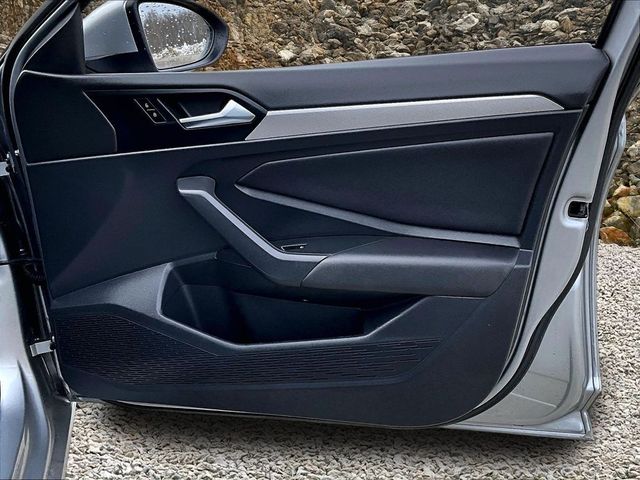 2020 Volkswagen Jetta R-Line